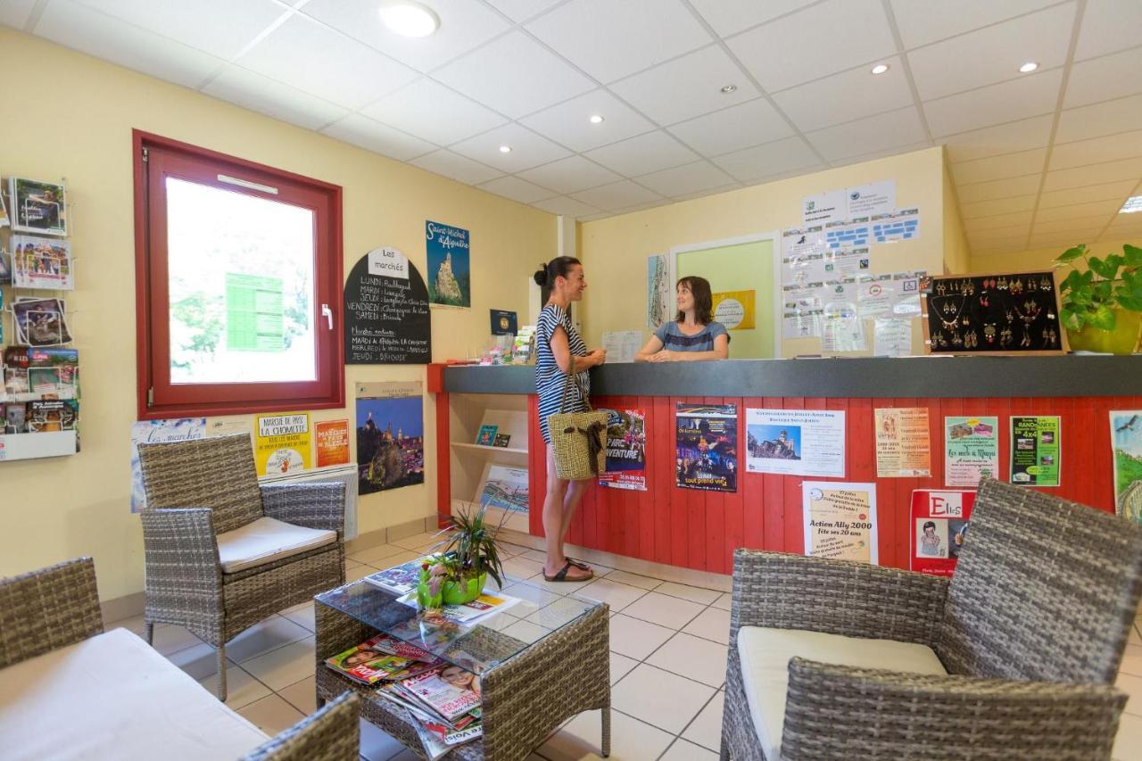 Camping De La Bageasse Brioude Bagian luar foto