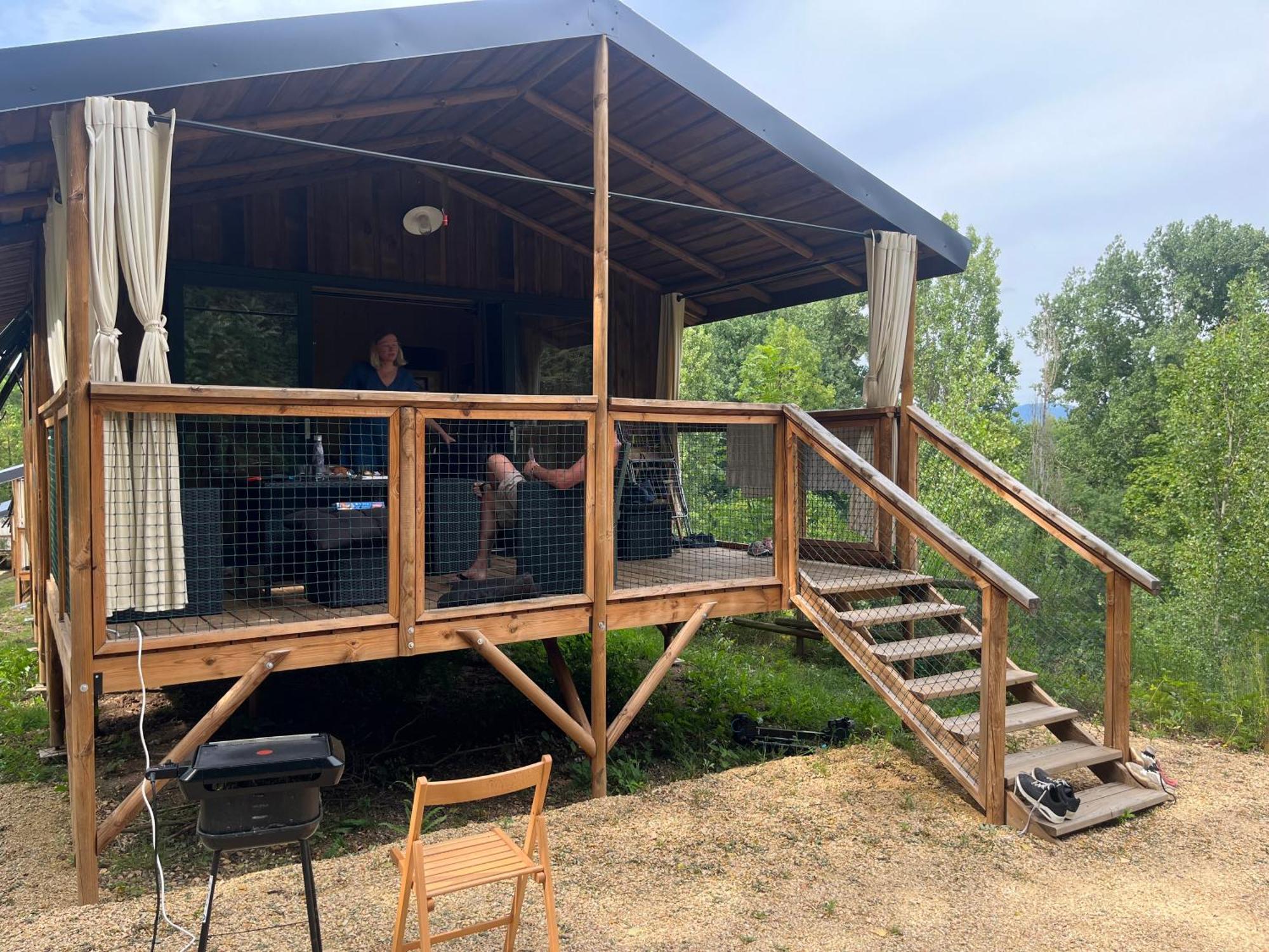 Camping De La Bageasse Brioude Bagian luar foto