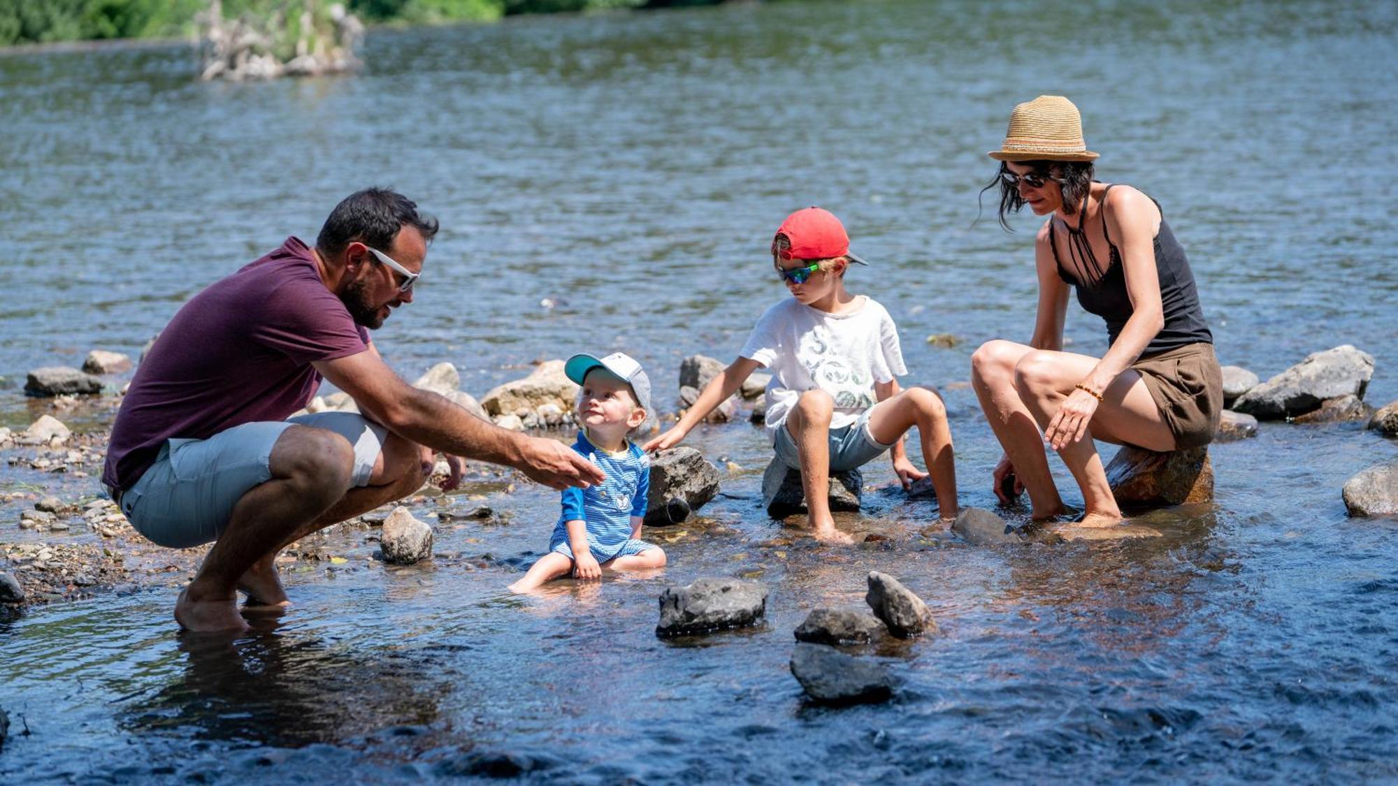 Camping De La Bageasse Brioude Bagian luar foto