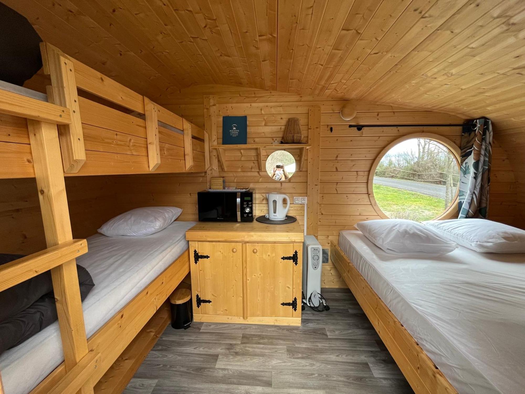 Camping De La Bageasse Brioude Bagian luar foto