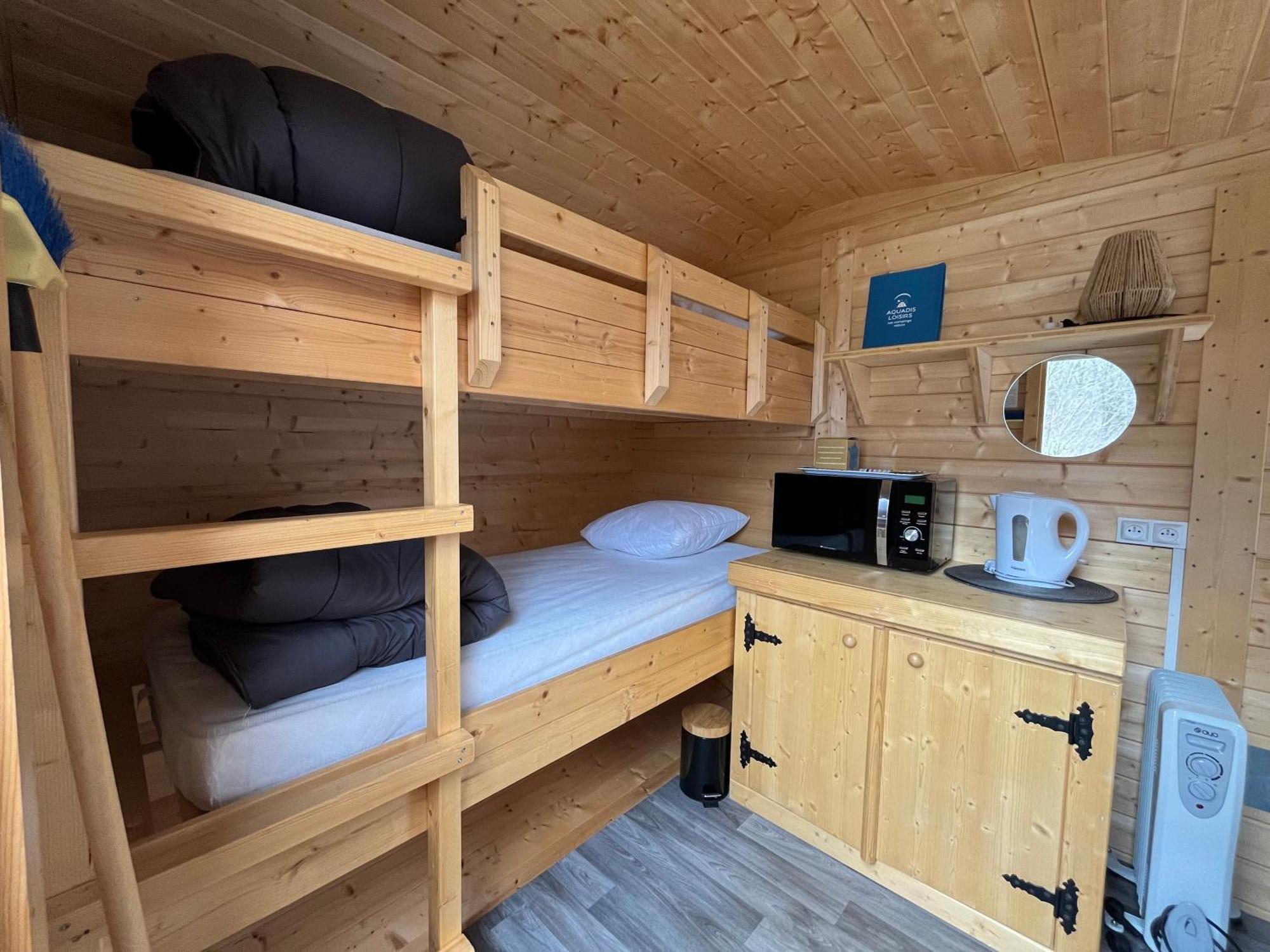 Camping De La Bageasse Brioude Bagian luar foto
